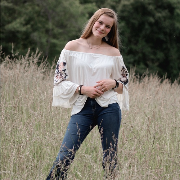 Meet your Posher, Rylee - Picture 5 of 7